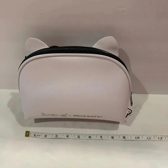 HELLO Kitty The Crème Shop Cosmetics Bag - Picture 3 of 4